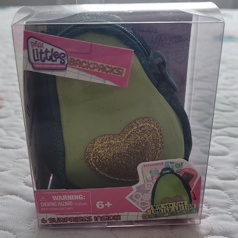 Real Littles Green Backpack with Gold Heart